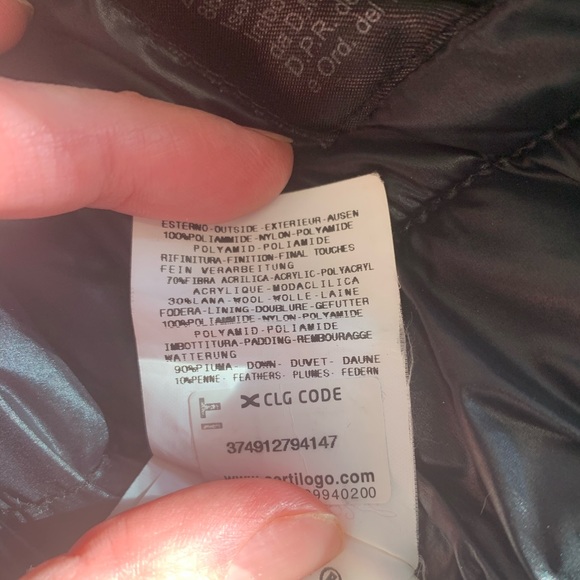 Gianfranco Ferre Puffer! Authentic! - Picture 6 of 6